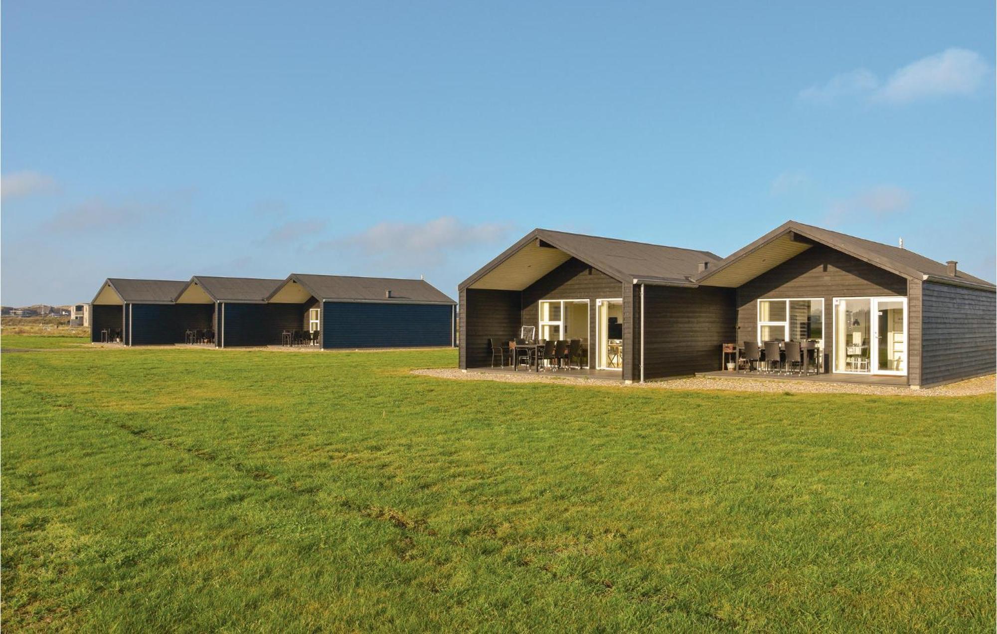 Amazing Home In Ringkobing With Kitchen Søndervig Exteriér fotografie